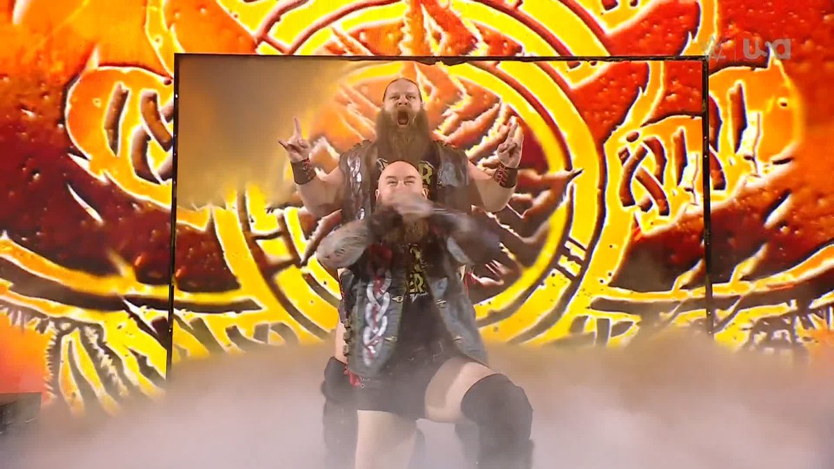 Erik & Ivar return as War Raiders on WWE Raw