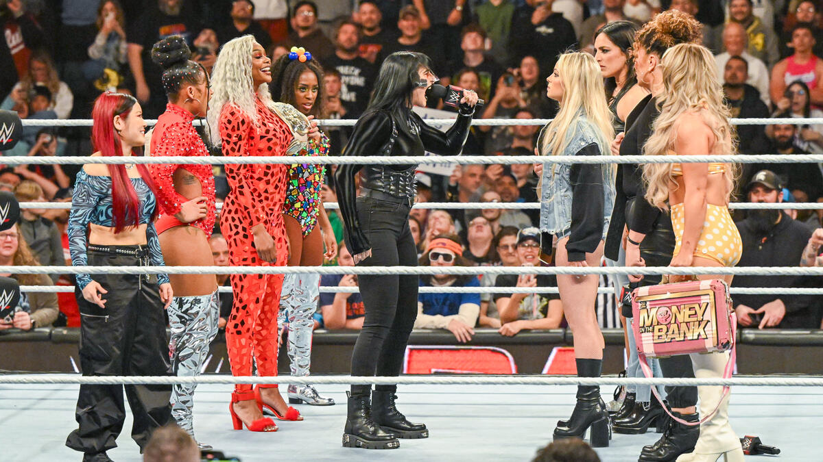 Subscriber exclusive: Bryan Alvarez’s WWE Raw report