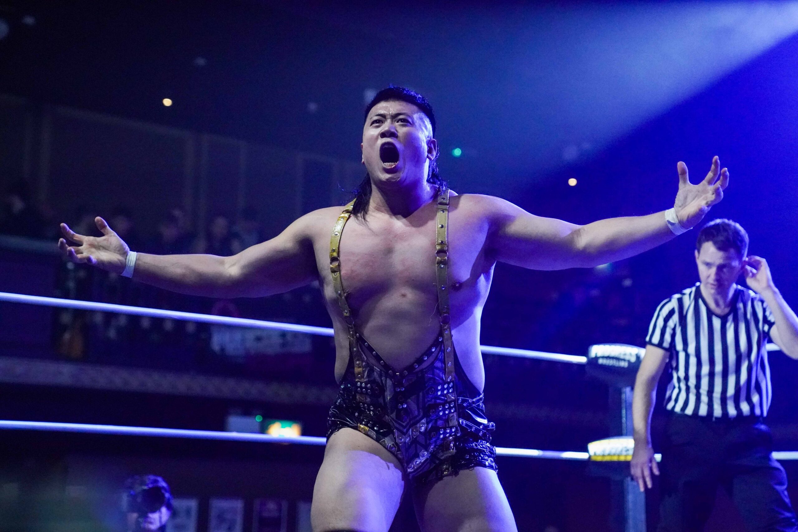 Shawn Michaels welcomes NOAH talent Yoshiki Inamura to WWE NXT