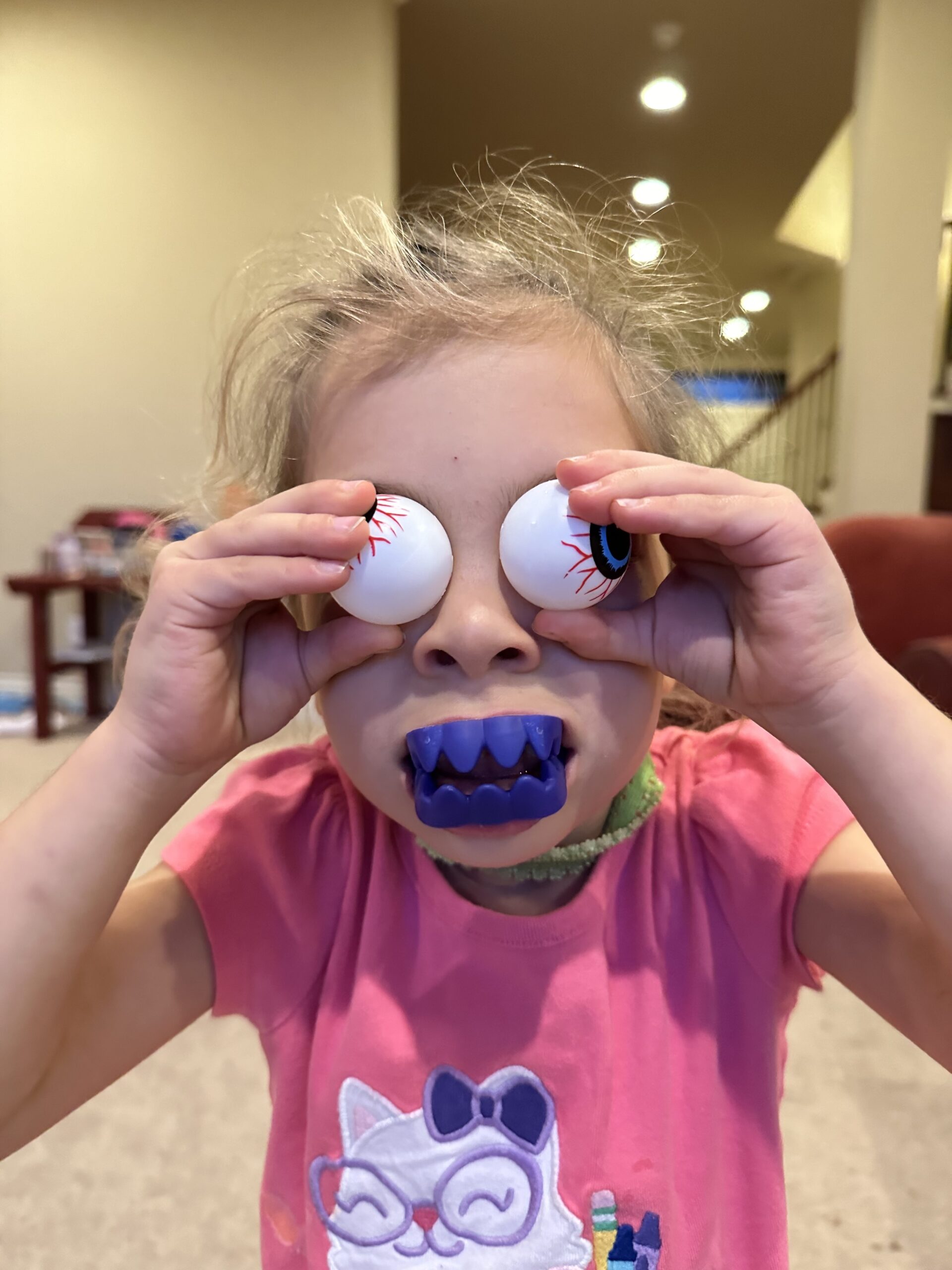 After Dark: AP Sylvia talks VAMPIRES, plus UAP hearings!