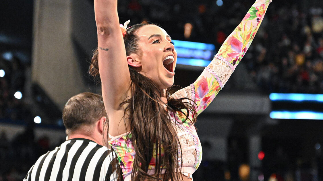 B&V&C: WWE SNME, plus AEW Collision!
