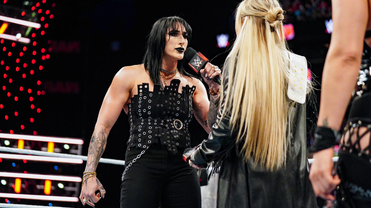 Stipulation advertised for WWE Raw Netflix premiere title match