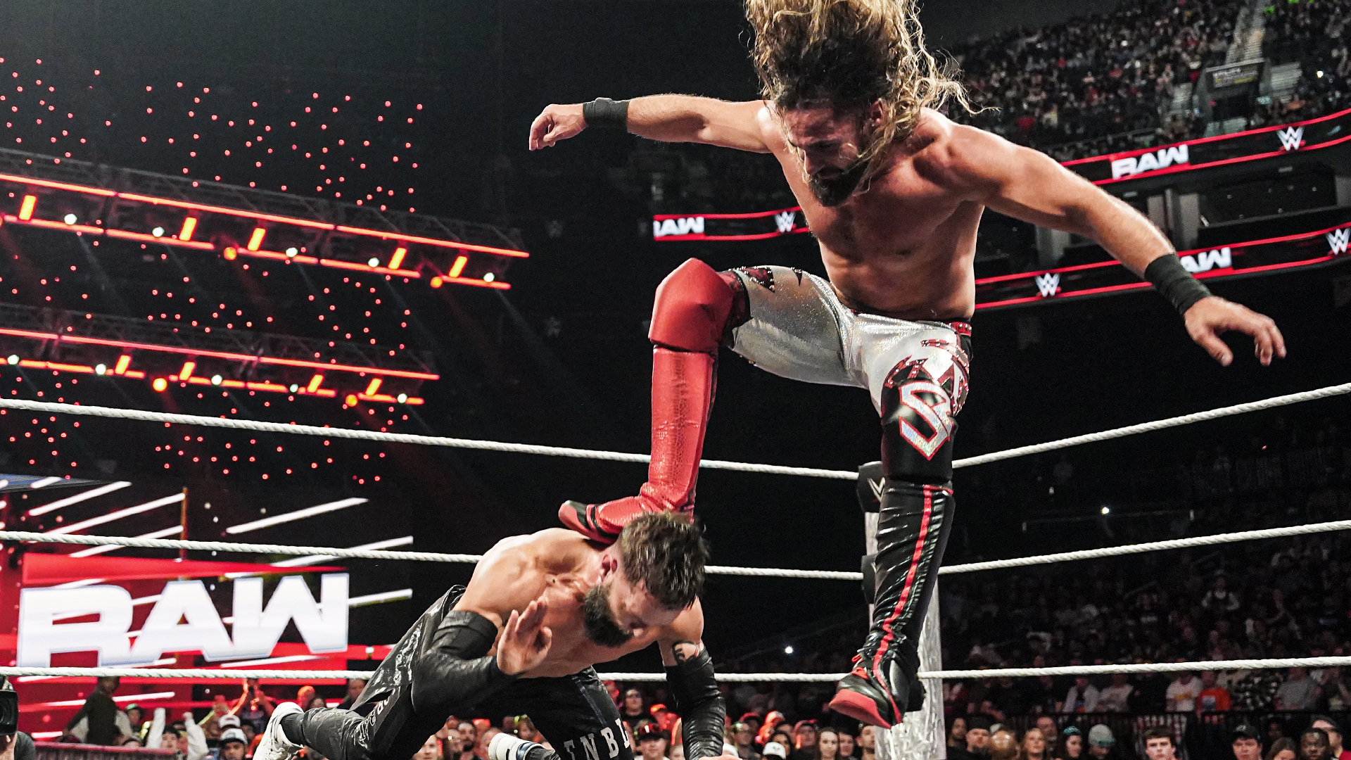 WOR: WWE Raw recap, WON Awards wrap-up, news & notes