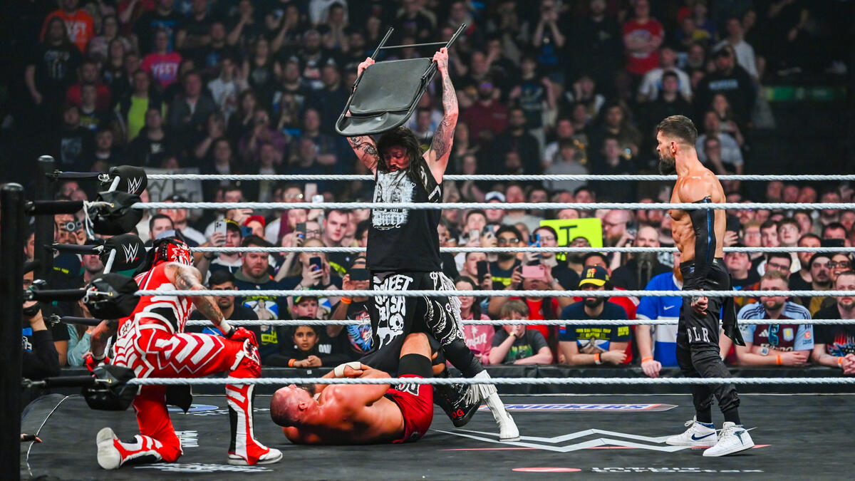 Penta & Bron Breakker vs. Judgment Day, New Day match set for WWE Raw