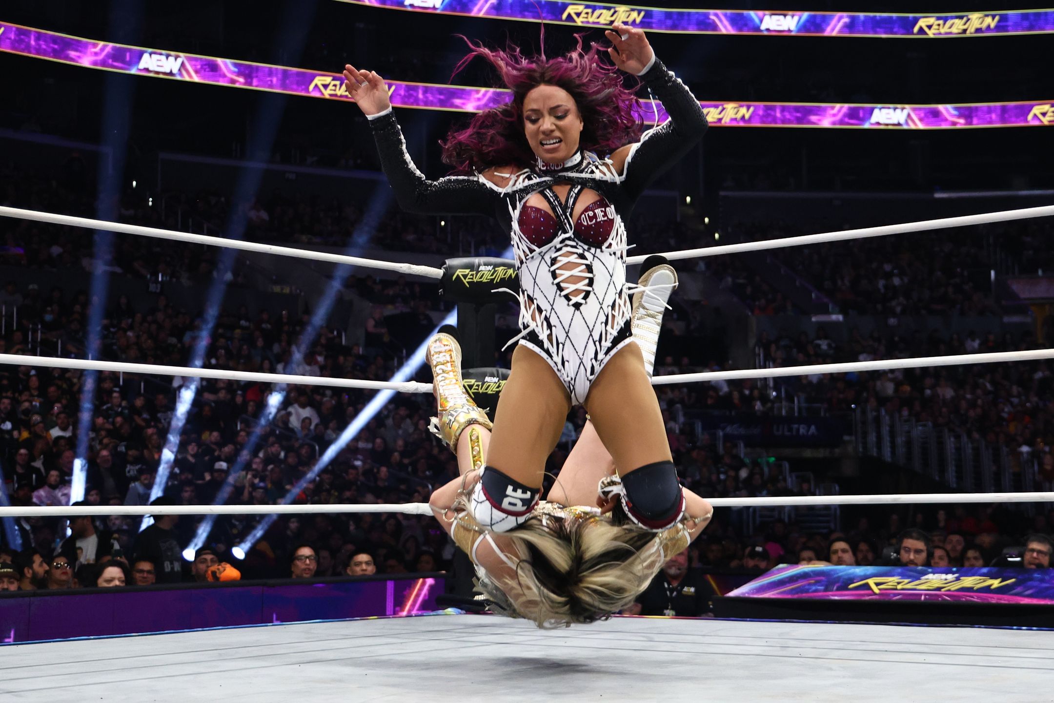 Several wrestlers ‘banged up’ following AEW Revolution