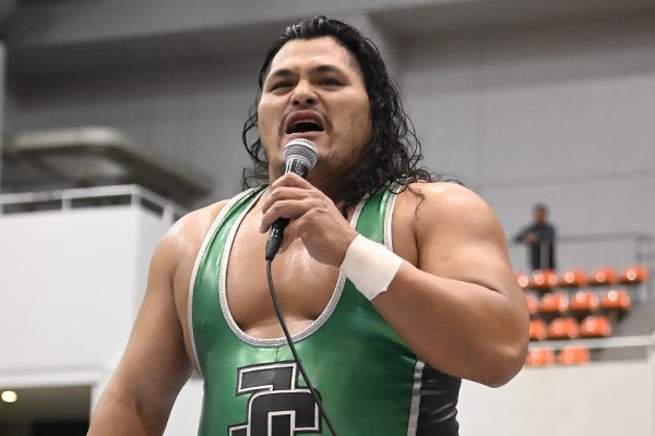 NJPW star Jeff Cobb has had talks with WWE