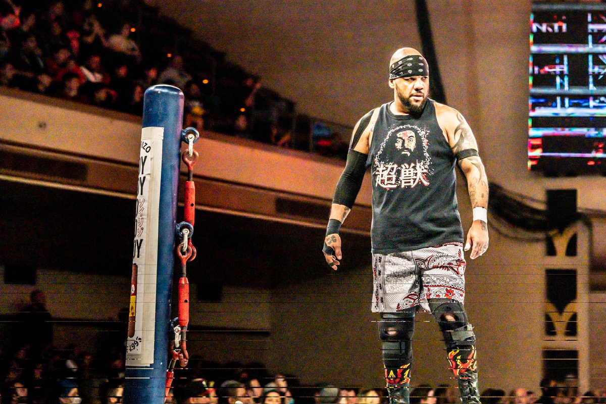Homicide wins retirement match as wrestling world pays tribute