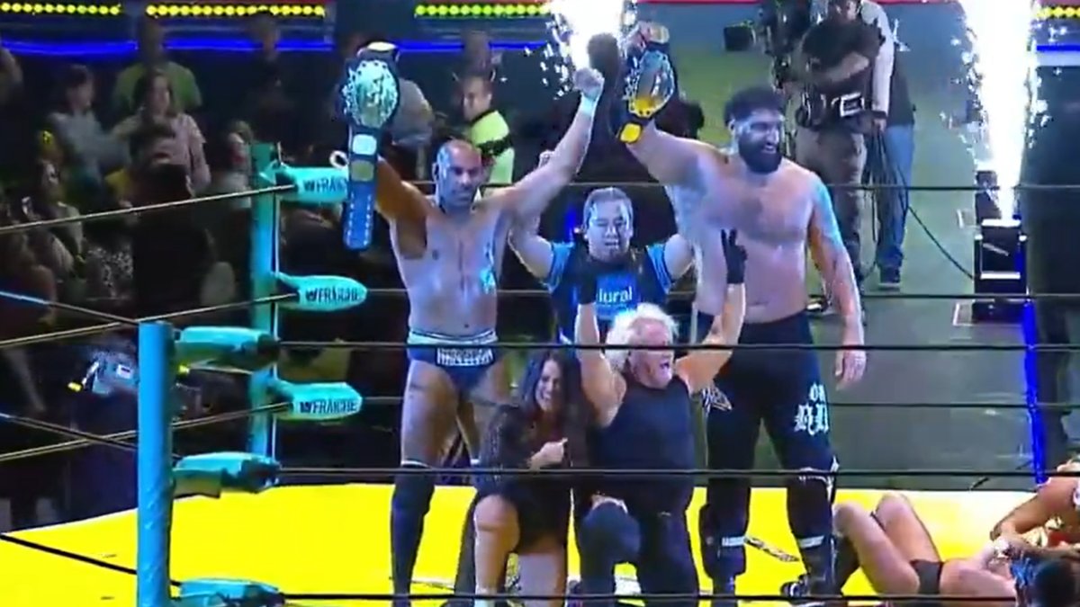 Lucha Libre AAA vacates Tag Team titles