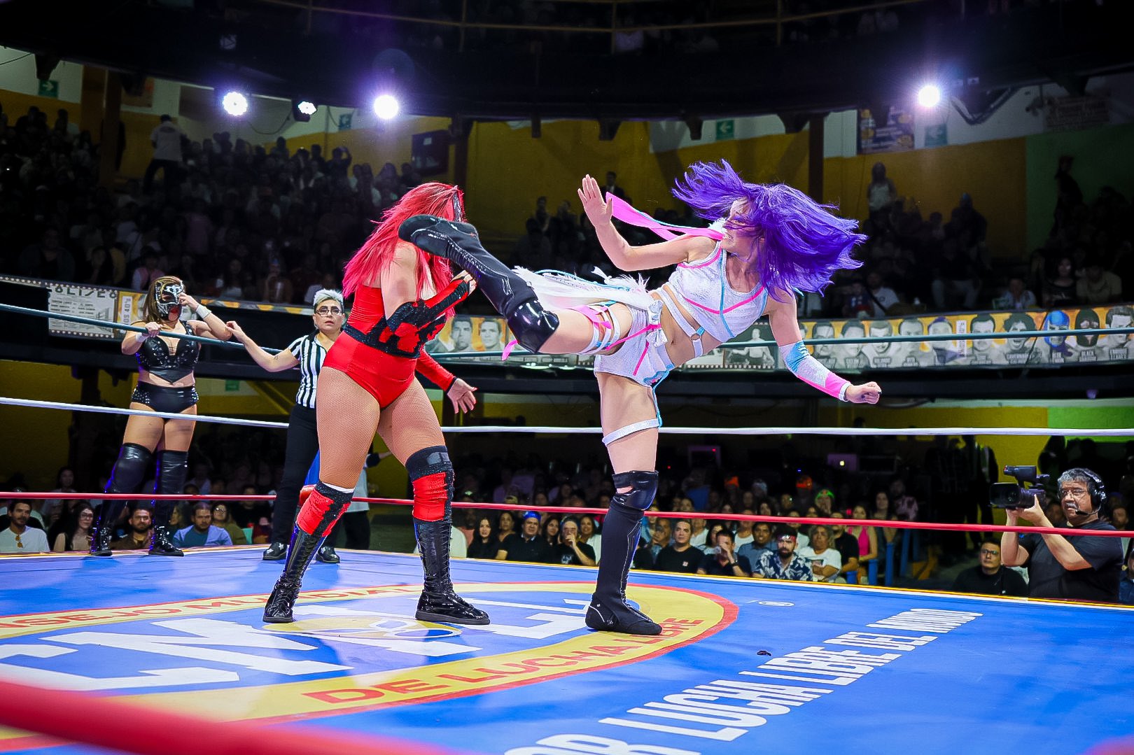 Billie Starkz no longer scheduled for Sunday’s CMLL show