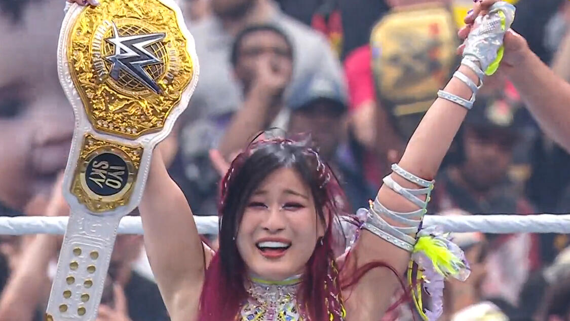 IYO SKY retains Women’s World title at WWE WrestleMania 41