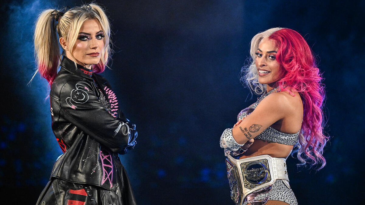 Alexa Bliss returns on WWE SmackDown