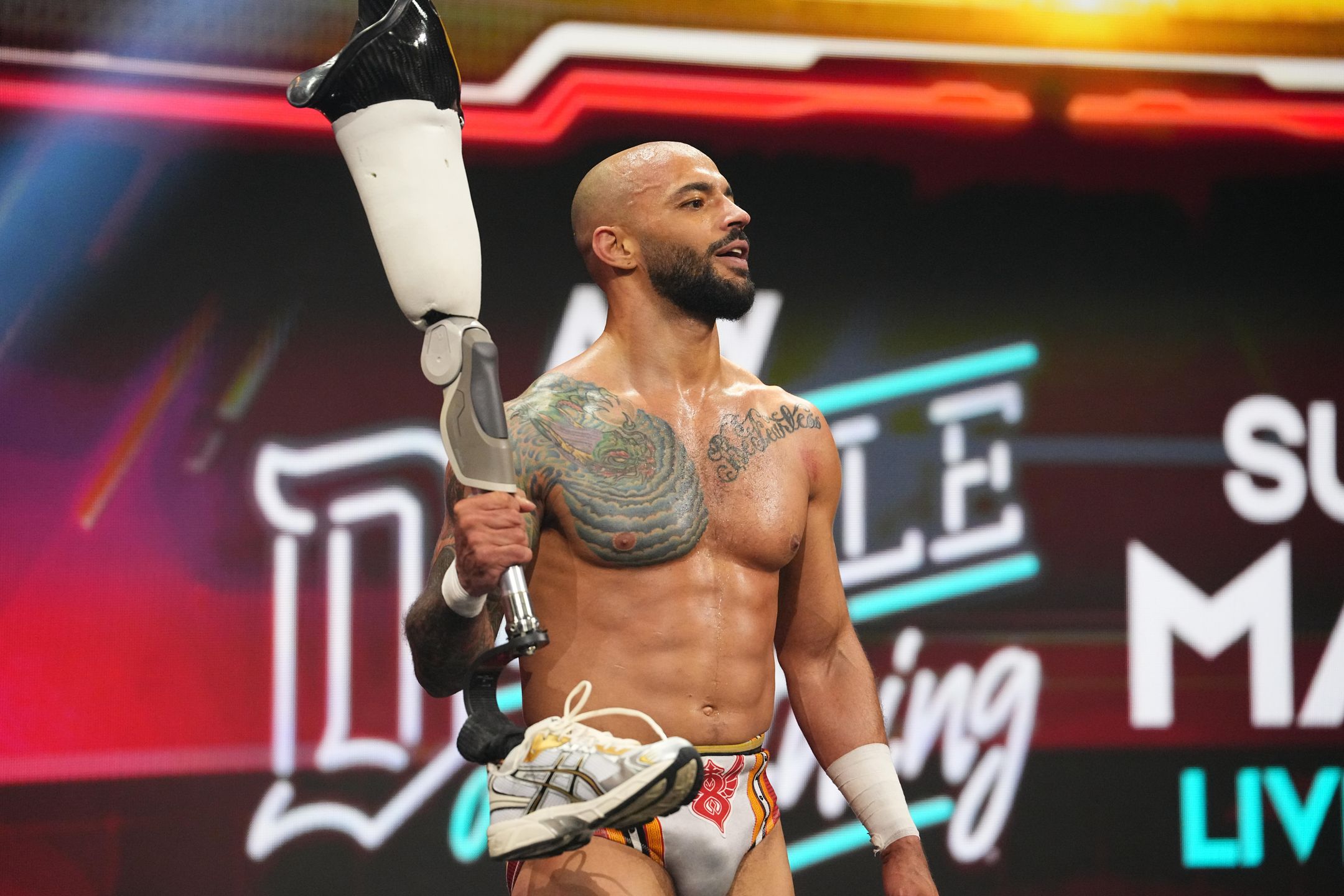 WOL: Excellent Collision, dressing like a star, TKO earnings