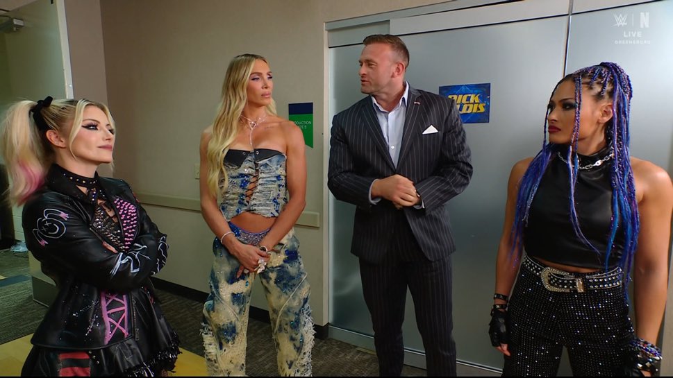 Giulia officially joins WWE SmackDown roster