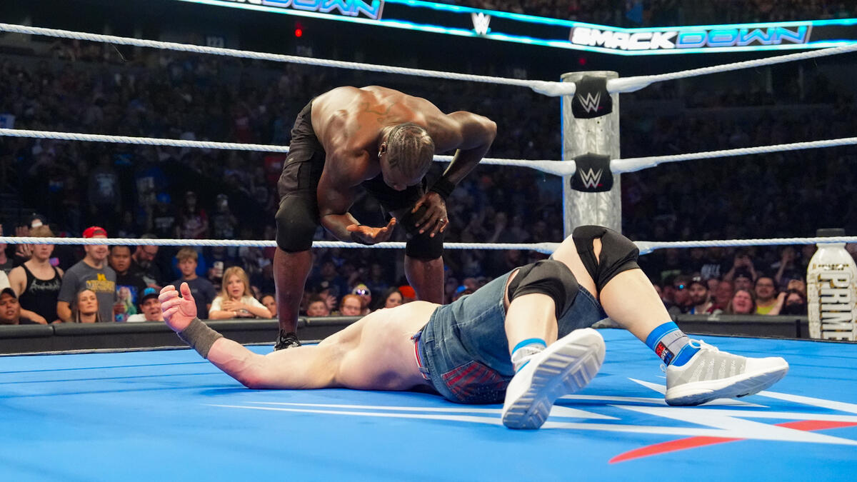 WWE SmackDown viewership up, tops TV charts in 18-49 demo
