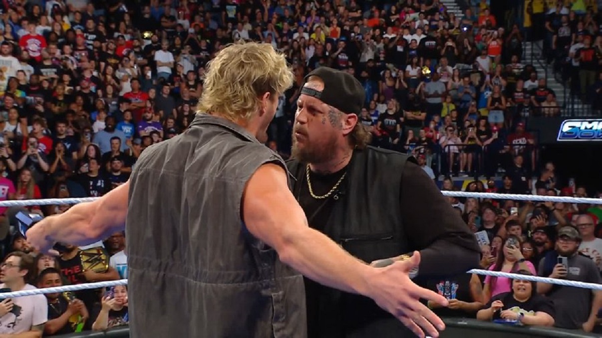Jelly Roll and Logan Paul get physical on WWE SmackDown