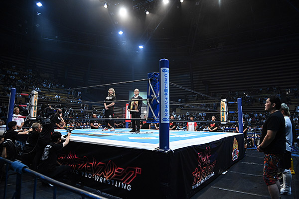 NJPW holds ceremony honoring Hulk Hogan