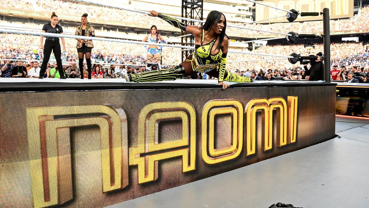 Naomi not medically cleared for WWE Raw