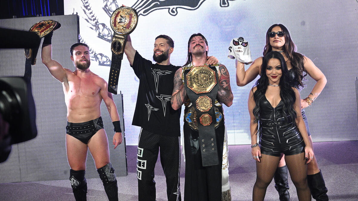 WOL: Worlds Collide, Smackdown, Acclaimed, news!