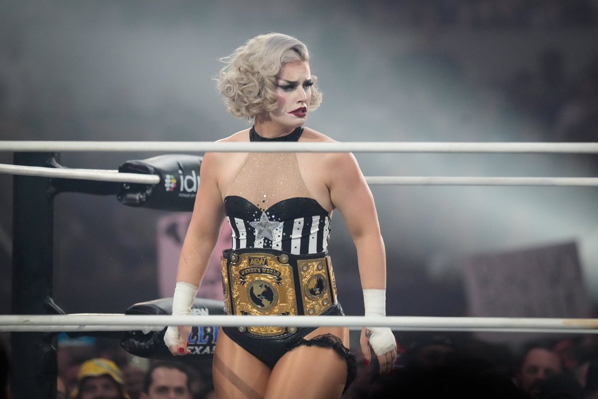 Toni Storm | AEW