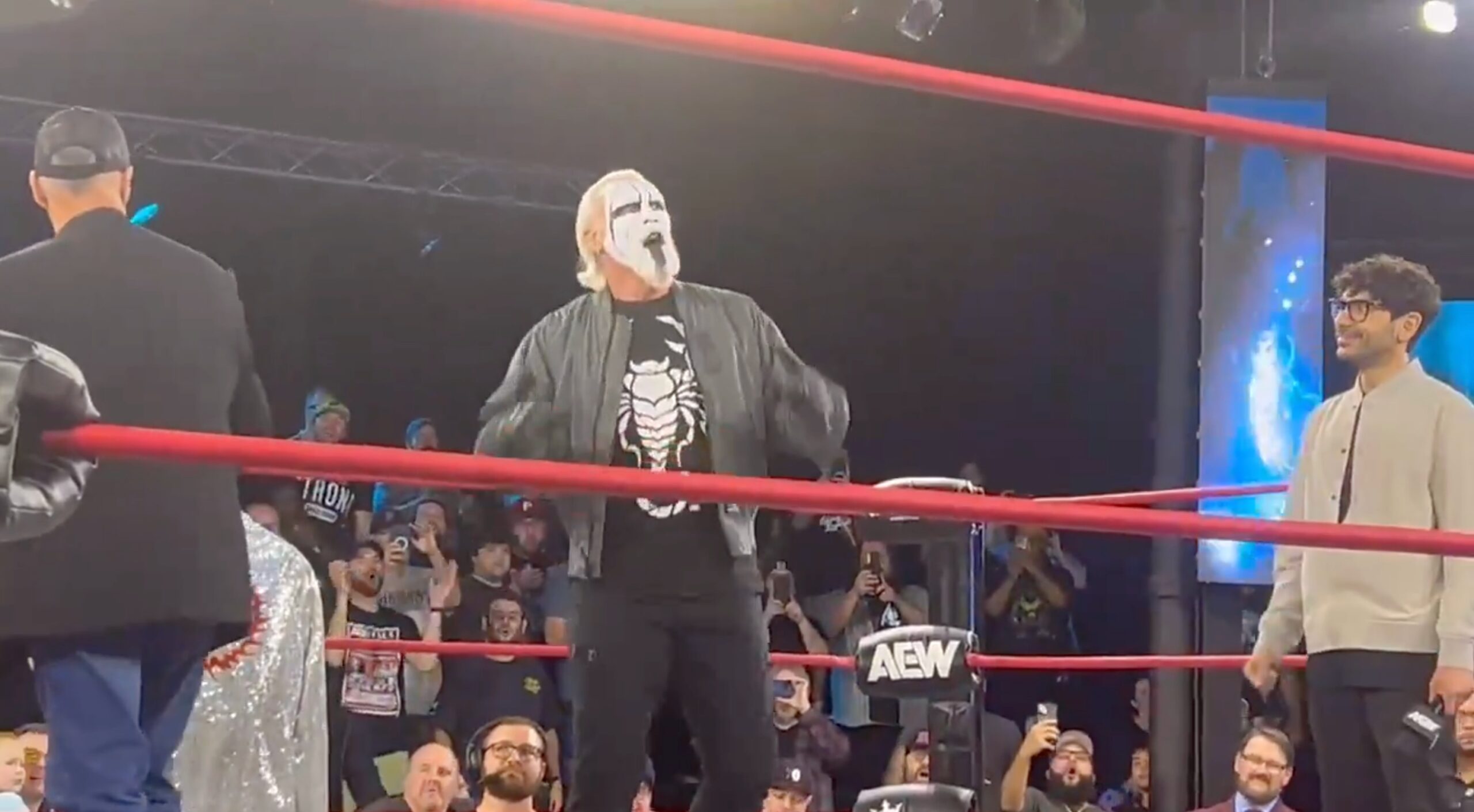 VIDEO: Wrestling icon makes surprise 2300 Arena debut after AEW Collision taping
