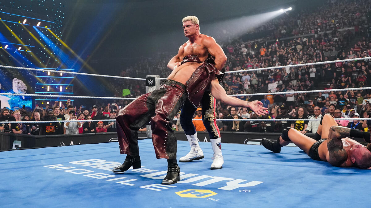 WWE SmackDown draws record low ratings with new reporting model