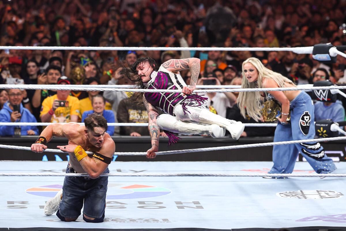 For subscribers: Bryan Alvarez’s WWE Survivor Series report