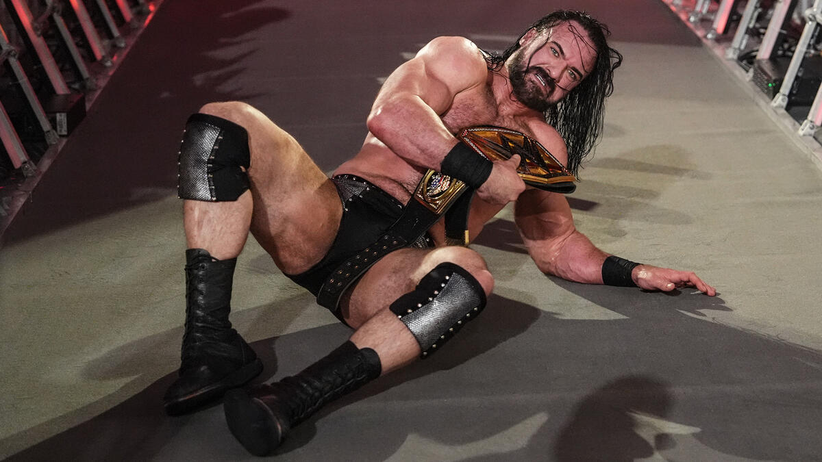 For subscribers: Bryan Alvarez’s WWE SmackDown report