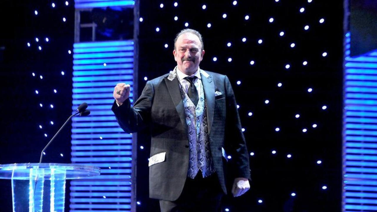 Jake Roberts undergoes successful hip surgery