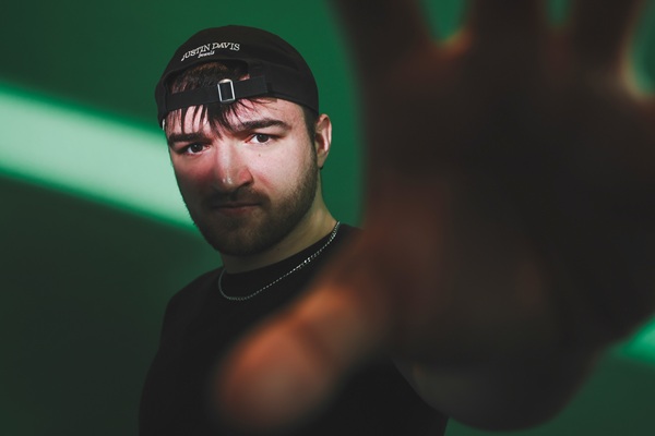 NJPW star says new multi-year contract is ‘signed and sealed’