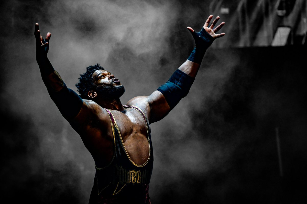 Update on Powerhouse Hobbs signing with WWE, reaction from AEW