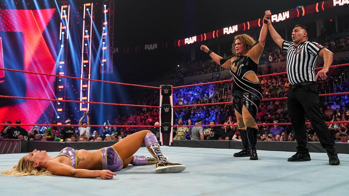 Nia Jax reflects on infamous WWE match against Charlotte Flair