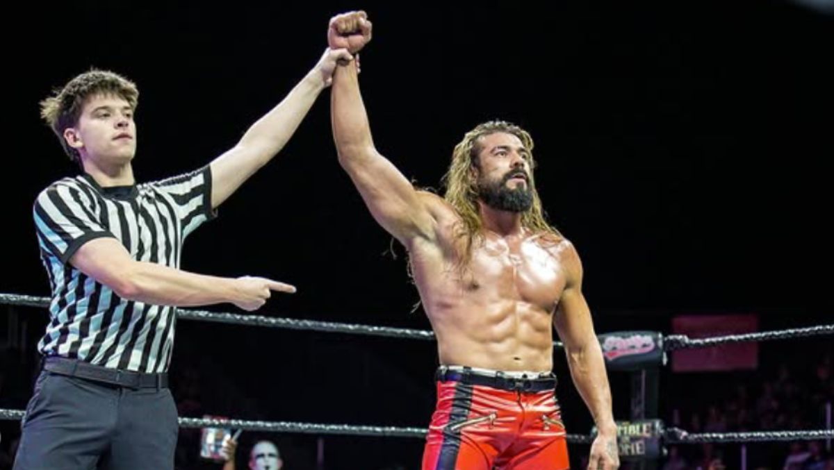 Andrade El Idolo addresses WWE wrestler using his signature move