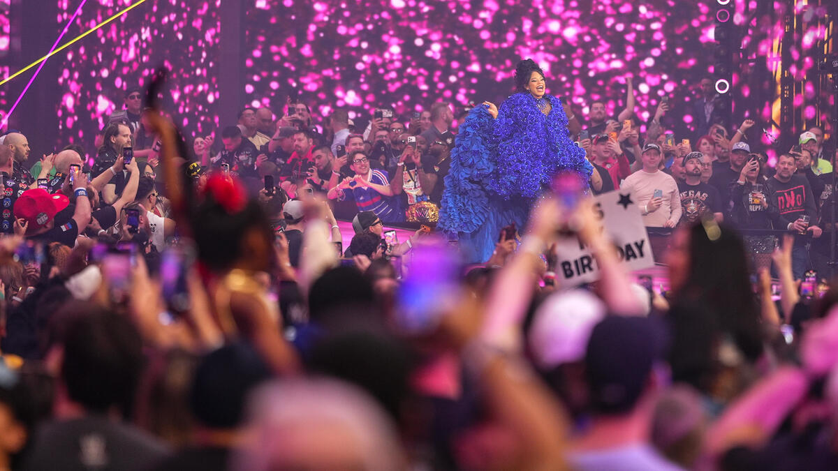 Montez Ford reveals Bianca Belair is six months pregnant