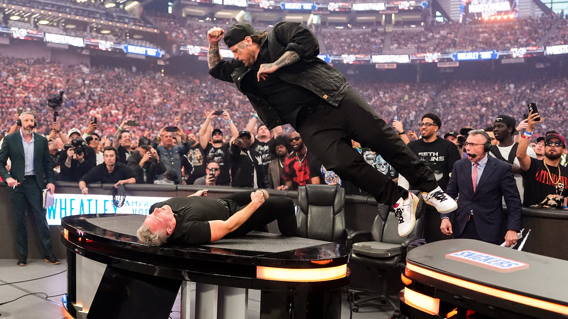 Jelly Roll vs. Pat McAfee | WWE WrestleMania 42