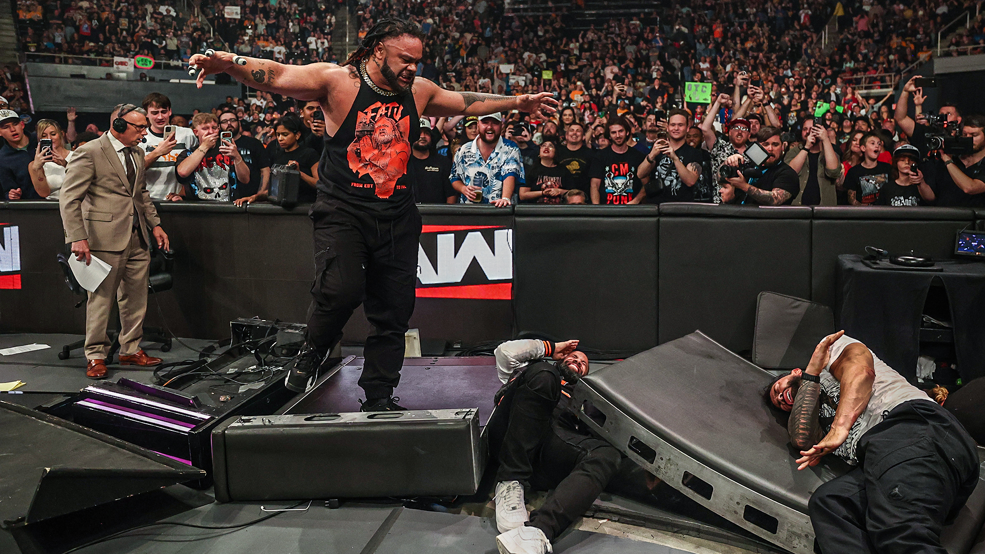 WWE Raw on Netflix viewership released for May 11, Rousey vs. Carano numbers not included