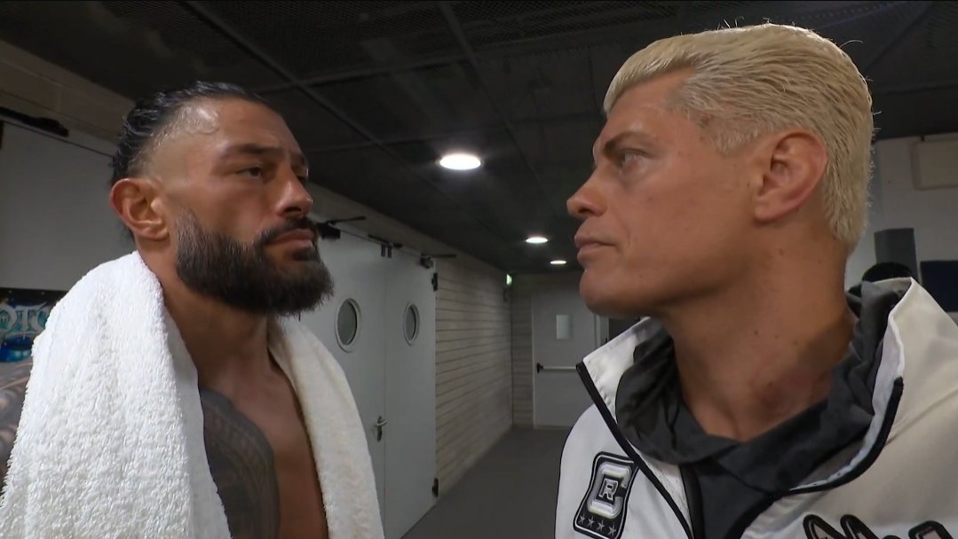 Cody Rhodes & Roman Reigns have staredown following WWE Clash in Italy